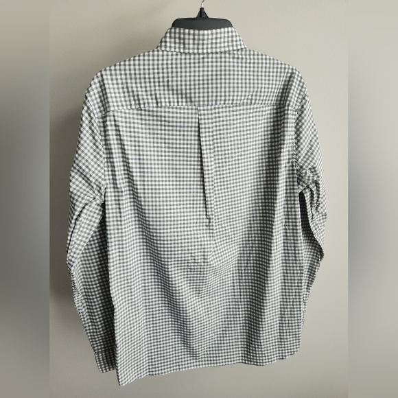 NWT Vineyard Vines On-The-Go brrr° Gingham Shirt Men's Size Small NEW - Picture 2 of 2
